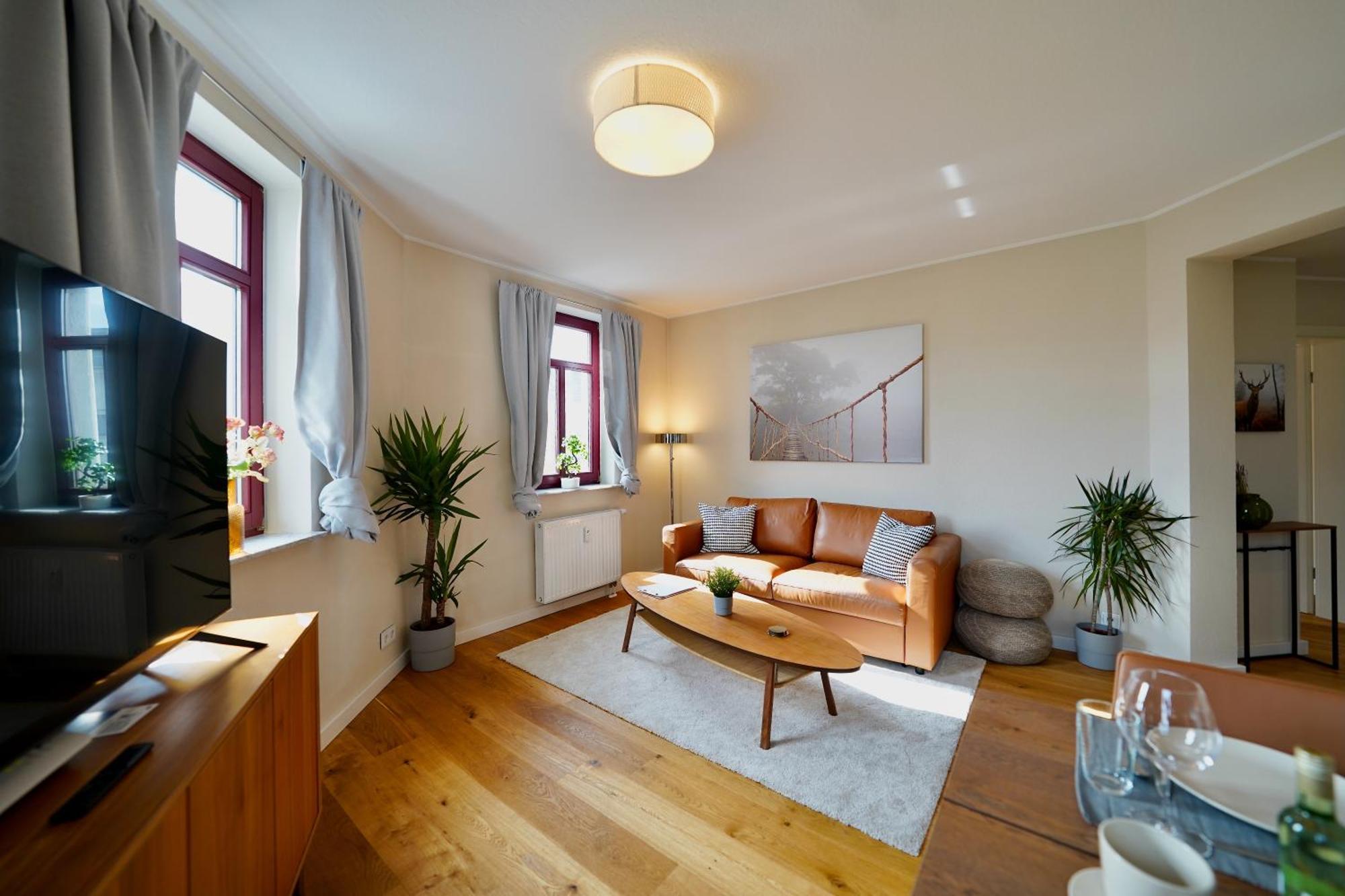 Edler Wohnraum Noble Stadtoase Mit Boxspringbett, Kaffeevollautomat & Parkplatz Zwickau Exterior photo